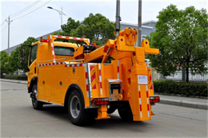 永清高速路拖车费